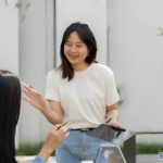 Tips Berbicara di Depan Umum bagi Pemula yang Sering Grogi