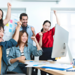 Makna 'Di Atas Angin', 'Terbang Tinggi', dan 'Jatuh Bebas' dalam Perjalanan Karier